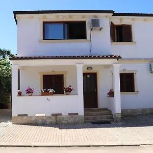 https://apartment-sole-porec.in-istria.net