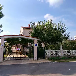 https://apartment-gracijana.in-istria.net
